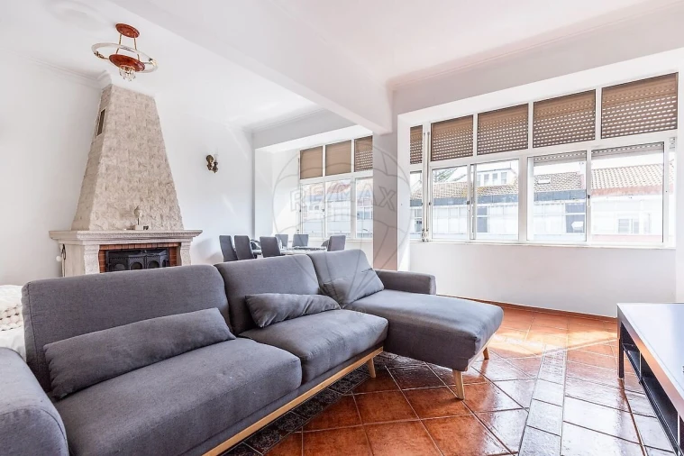 Apartamento T2 para Venda em Águas Livres