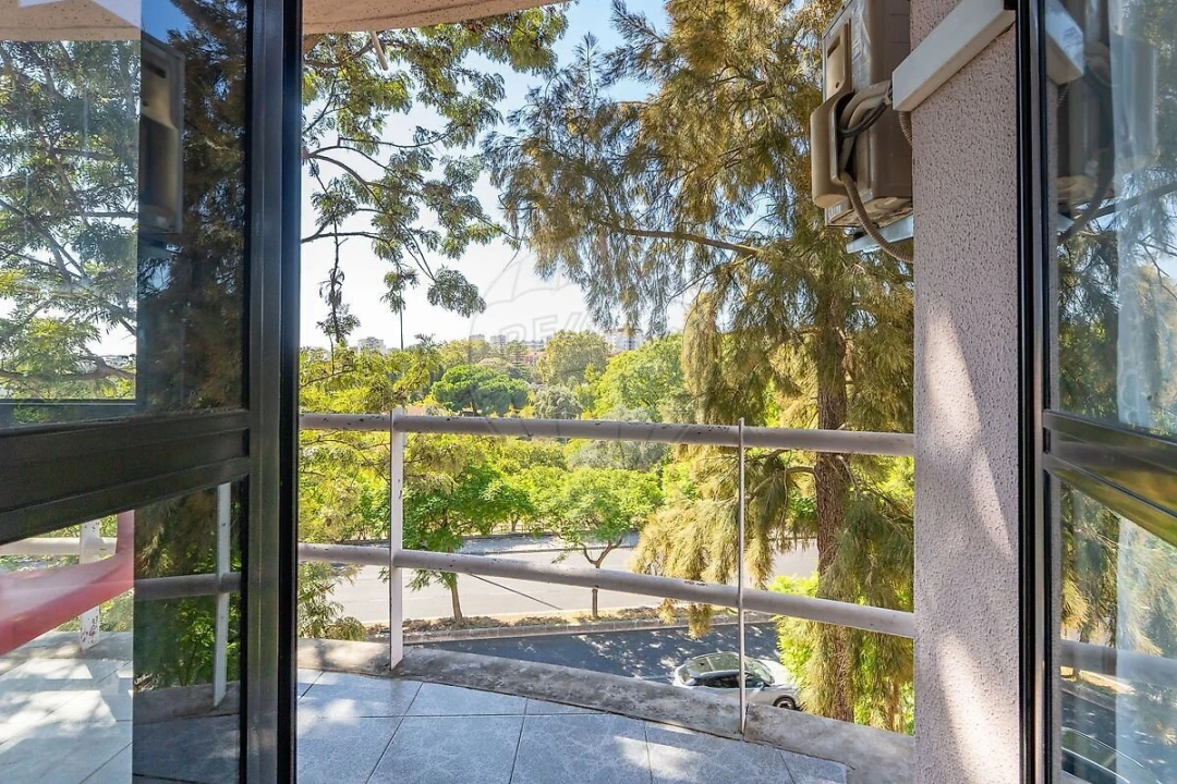 Apartamento T3 para Venda em Olivais Foto 7