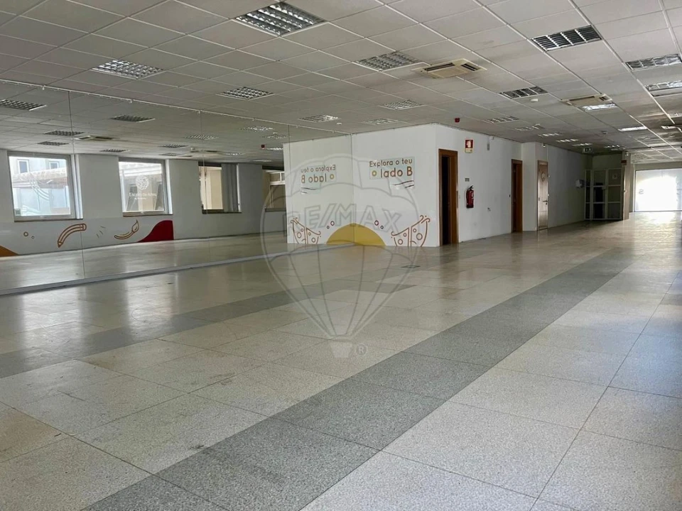 Escritório para Arrendamento em Avenidas Novas Foto 9
