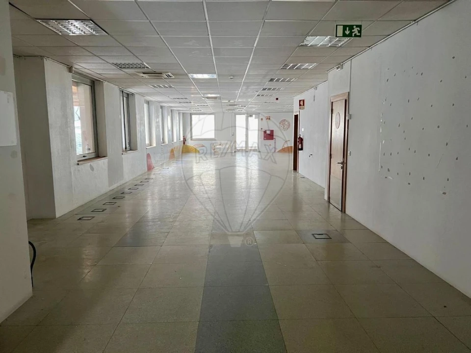 Escritório para Arrendamento em Avenidas Novas Foto 6