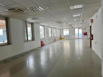 Escritório para Arrendamento em Avenidas Novas