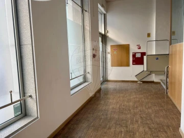 Escritório para Arrendamento em Avenidas Novas