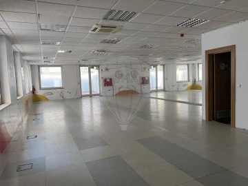 Escritório para Arrendamento em Avenidas Novas