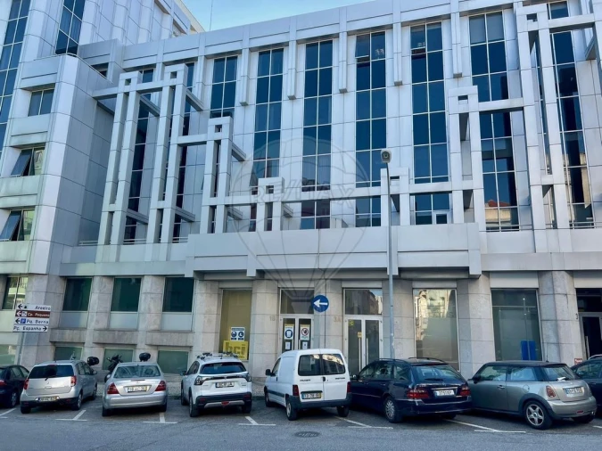 Escritório para Arrendamento em Avenidas Novas Foto 2