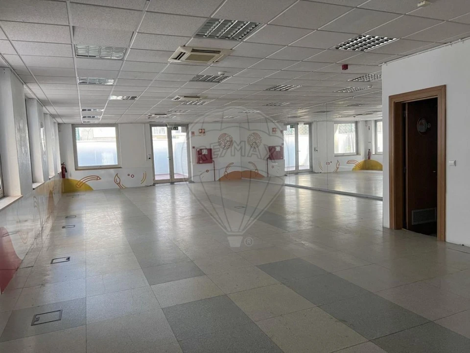 Escritório para Arrendamento em Avenidas Novas Foto 8