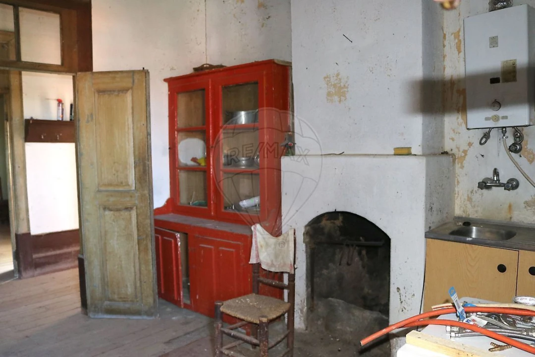 Moradia T7 para Venda em Cerdeira Foto 4