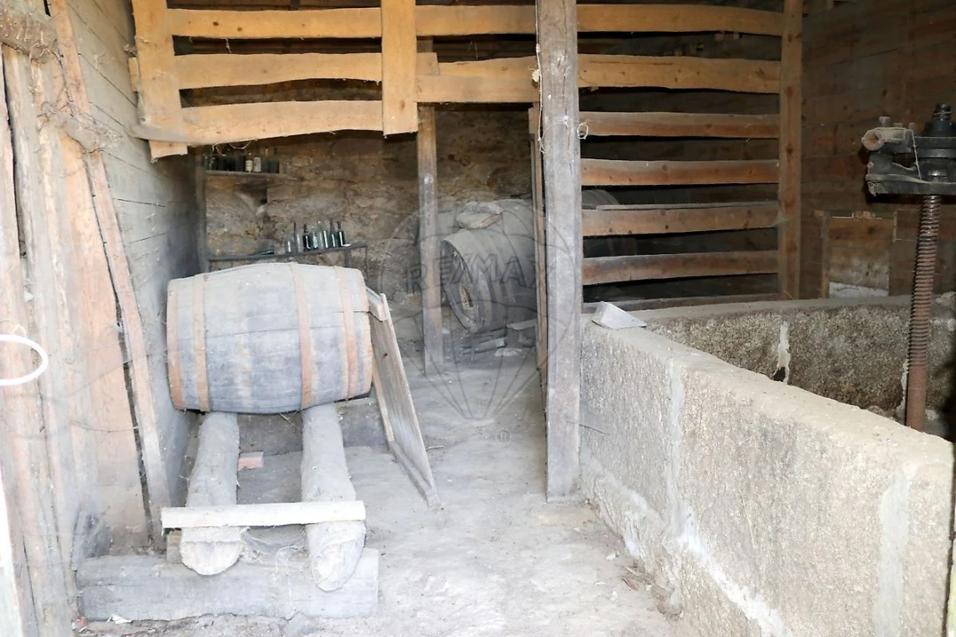 Moradia T7 para Venda em Cerdeira Foto 7