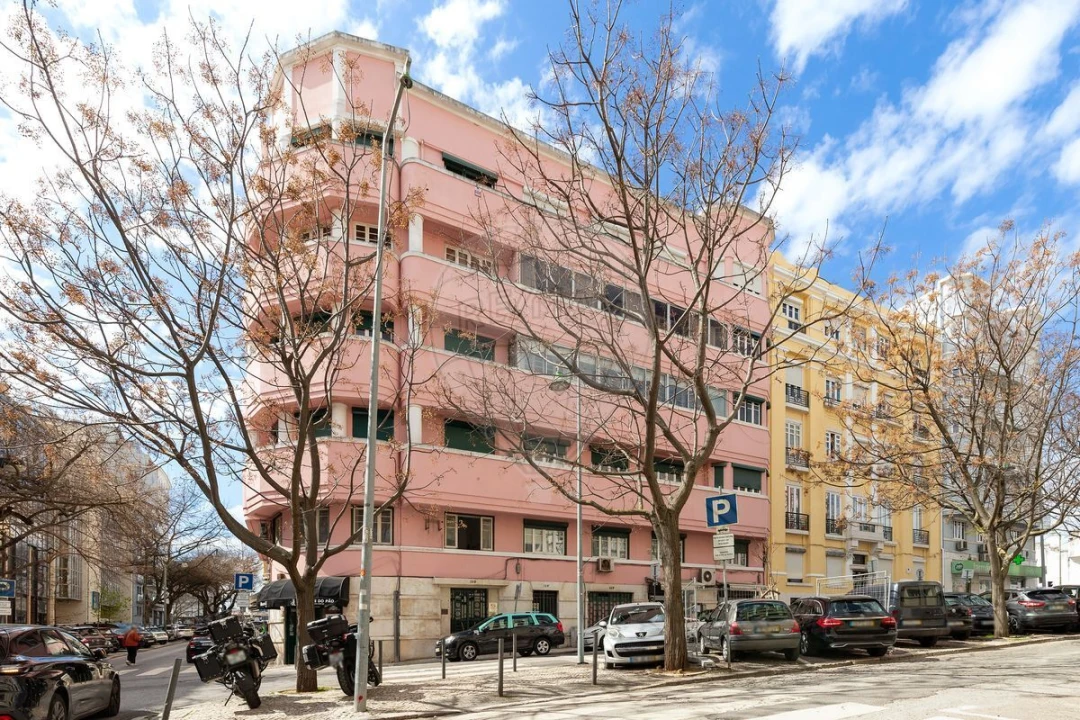 Apartamento T4 para Venda em Avenidas Novas Foto 1