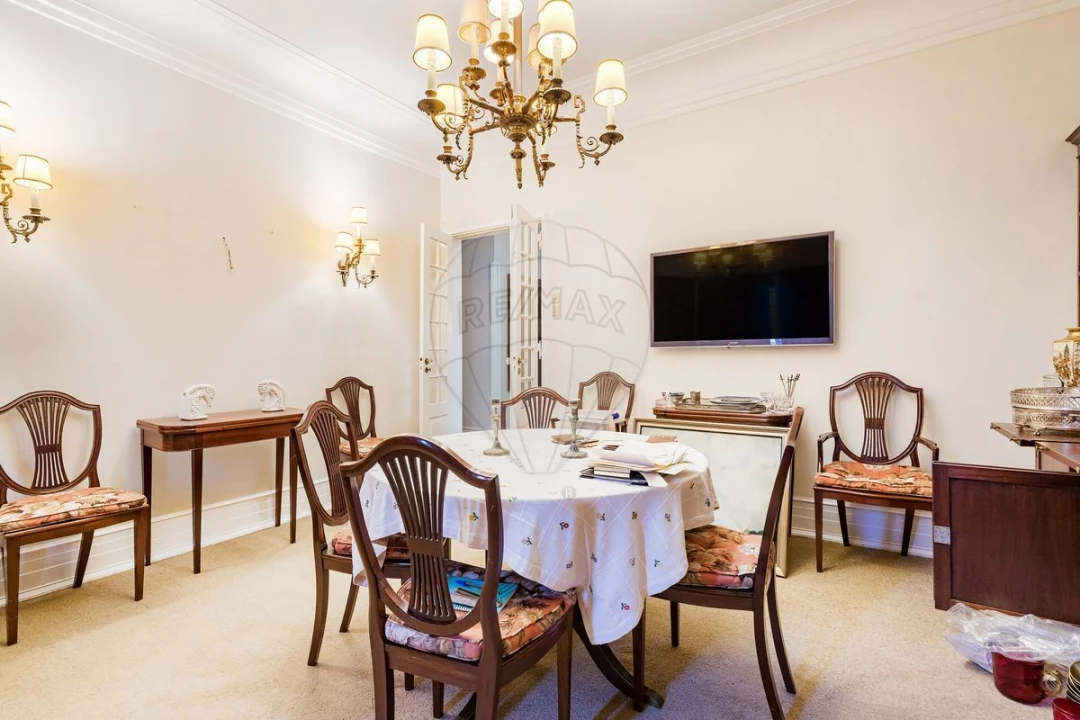 Apartamento T4 para Venda em Avenidas Novas Foto 14