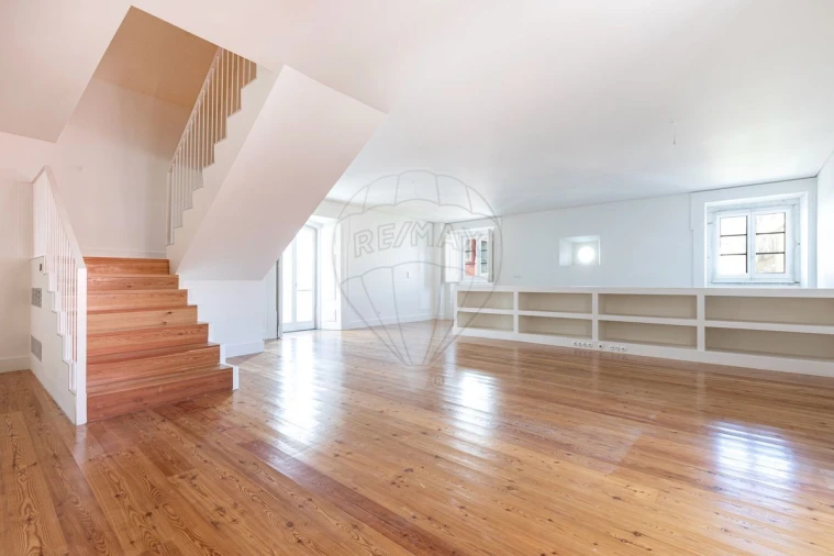 Apartamento T2 para Venda em Estrela Foto 12