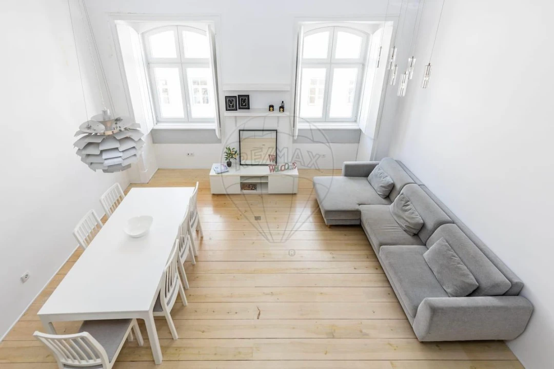 Apartamento T0 para Venda em Santa Maria Maior Foto 2