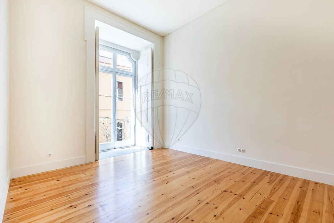 Apartamento T3 para Venda em Estrela Foto 13