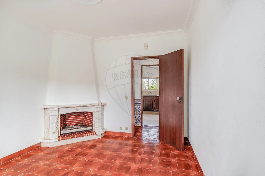 Moradia T3 para Venda em Colares Foto 5