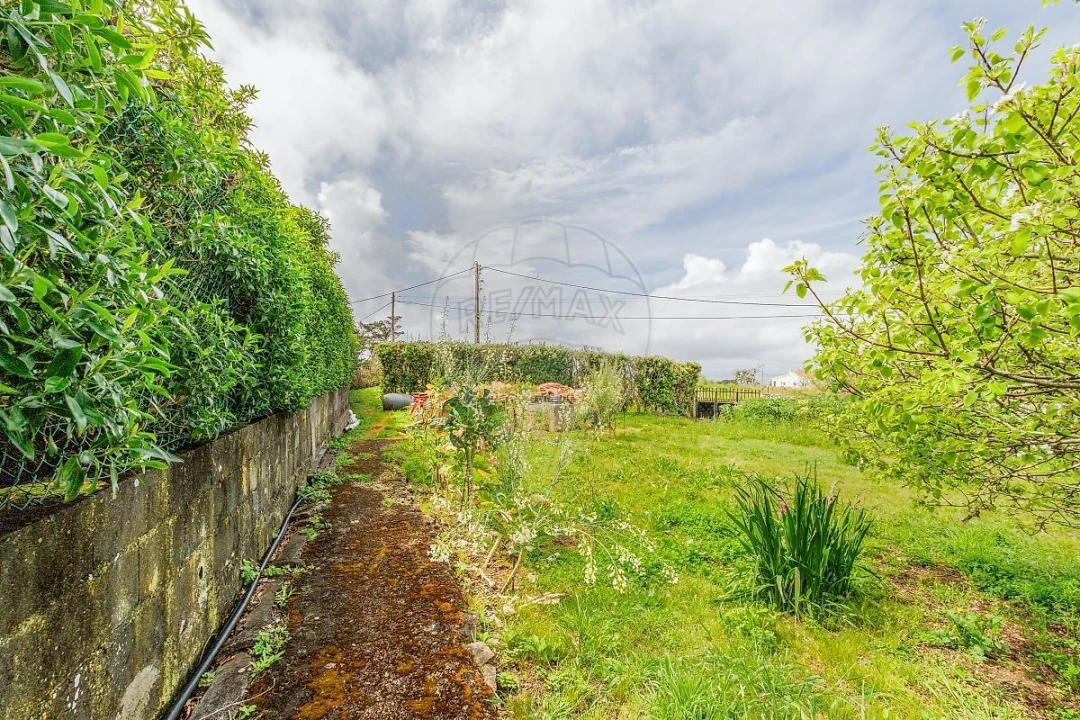 Moradia T3 para Venda em Colares Foto 23