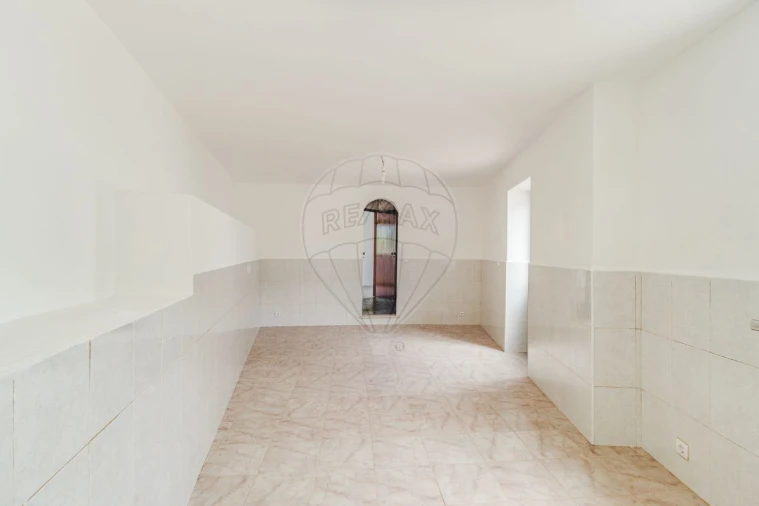 Moradia T3 para Venda em Colares Foto 13