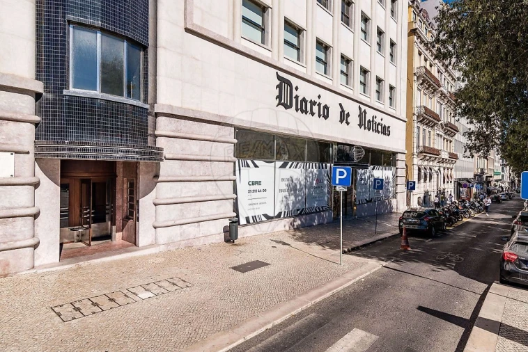Apartamento T1 para Venda em Santo António Foto 28