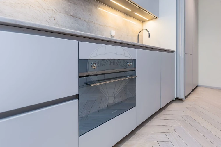 Apartamento T1 para Venda em Santo António Foto 20