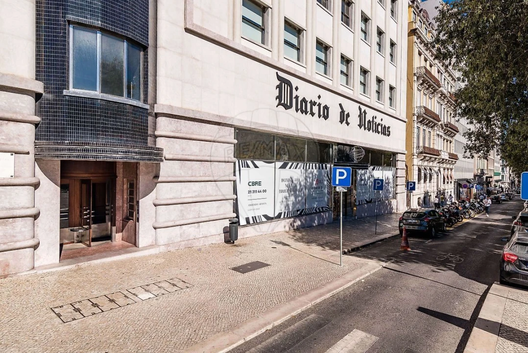 Apartamento T1 para Venda em Santo António Foto 28