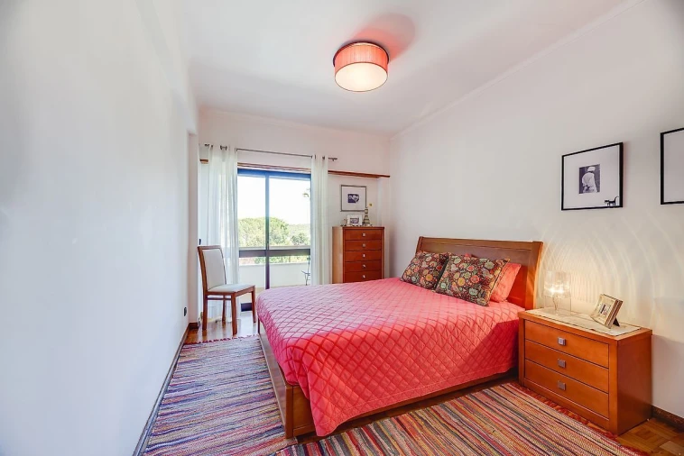 Apartamento T2 para Venda em Alfragide Foto 15