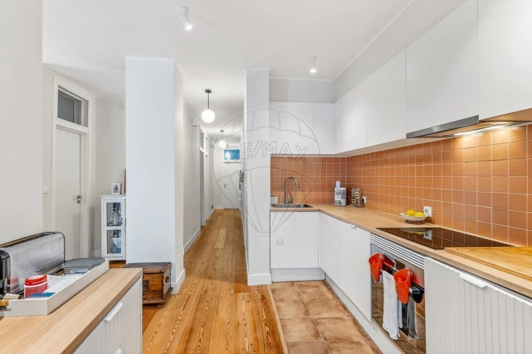 Apartamento T3 para Venda em Campo de Ourique Foto 14