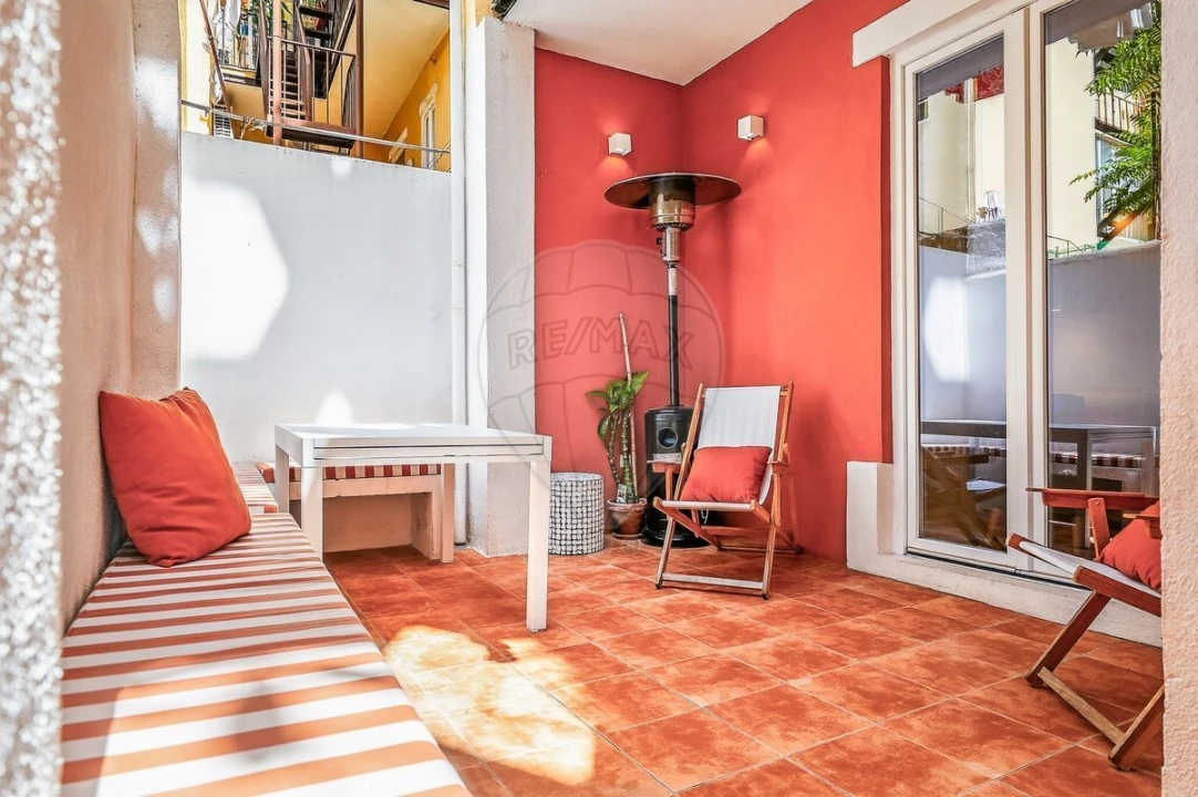 Apartamento T3 para Venda em Campo de Ourique Foto 2