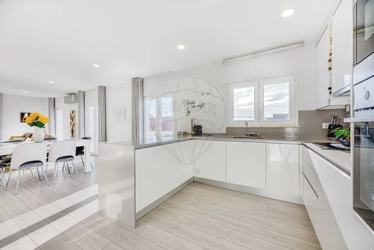 Apartamento T2 para Venda em Mafra Foto 9