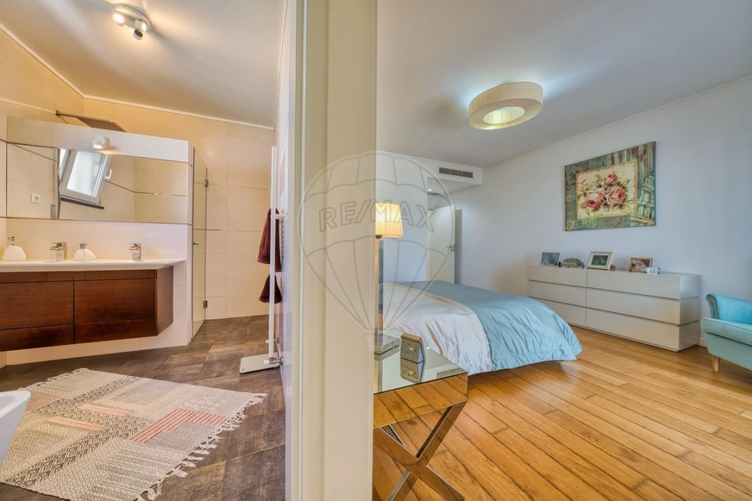 Moradia T5 para Venda em Riachos Foto 27