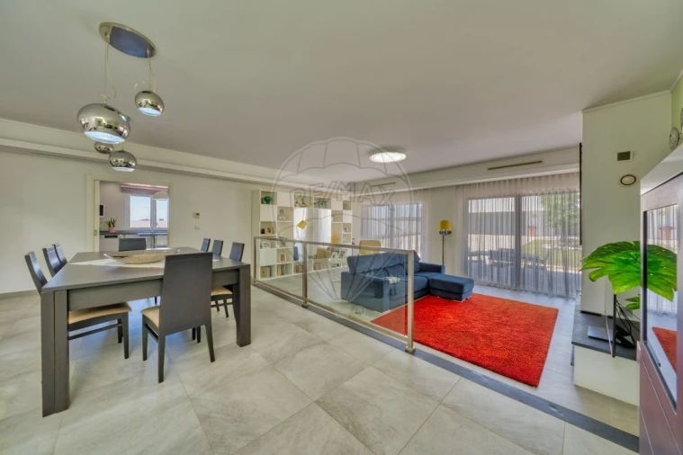 Moradia T5 para Venda em Riachos Foto 15