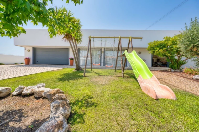 Moradia T5 para Venda em Riachos Foto 12