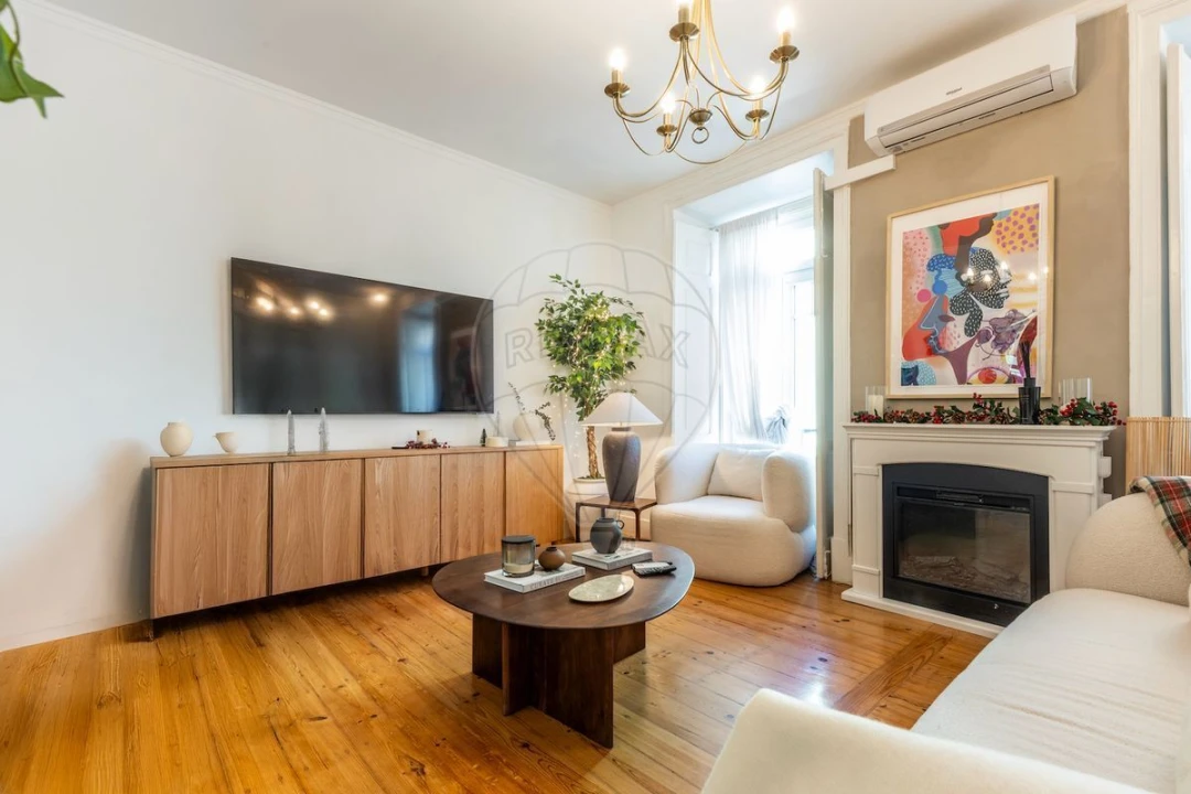 Apartamento T4 para Venda em Santo António Foto 13