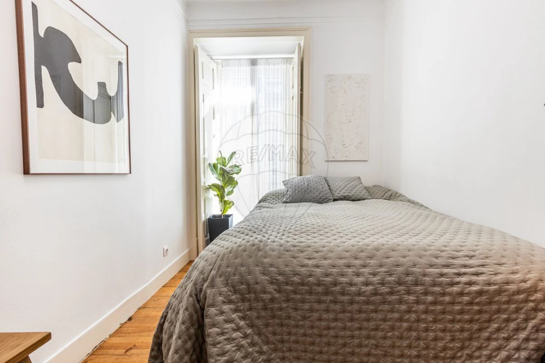 Apartamento T4 para Venda em Santo António Foto 22