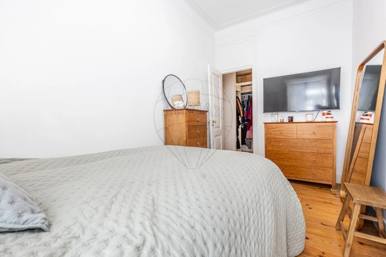 Apartamento T4 para Venda em Santo António Foto 11