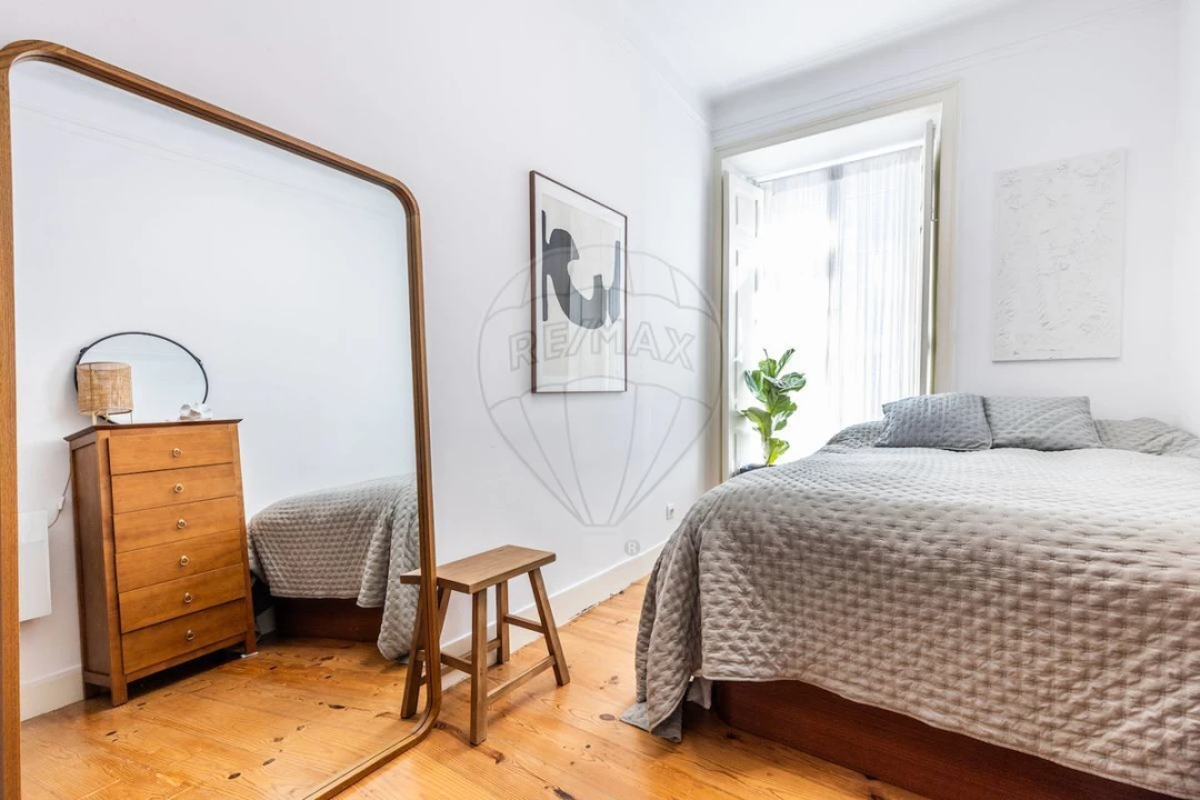 Apartamento T4 para Venda em Santo António Foto 29