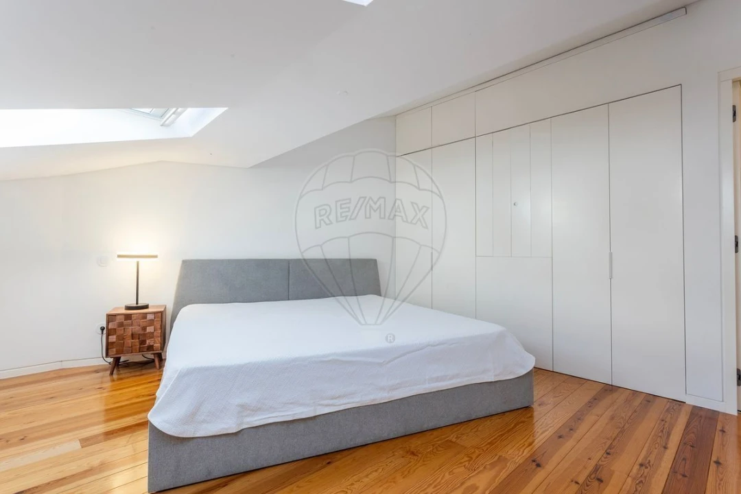 Apartamento T1 para Venda em Misericórdia Foto 12
