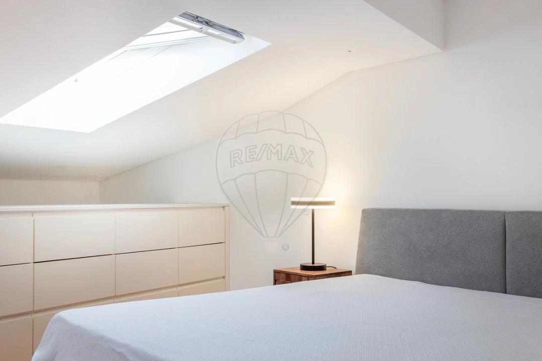 Apartamento T1 para Venda em Misericórdia Foto 7