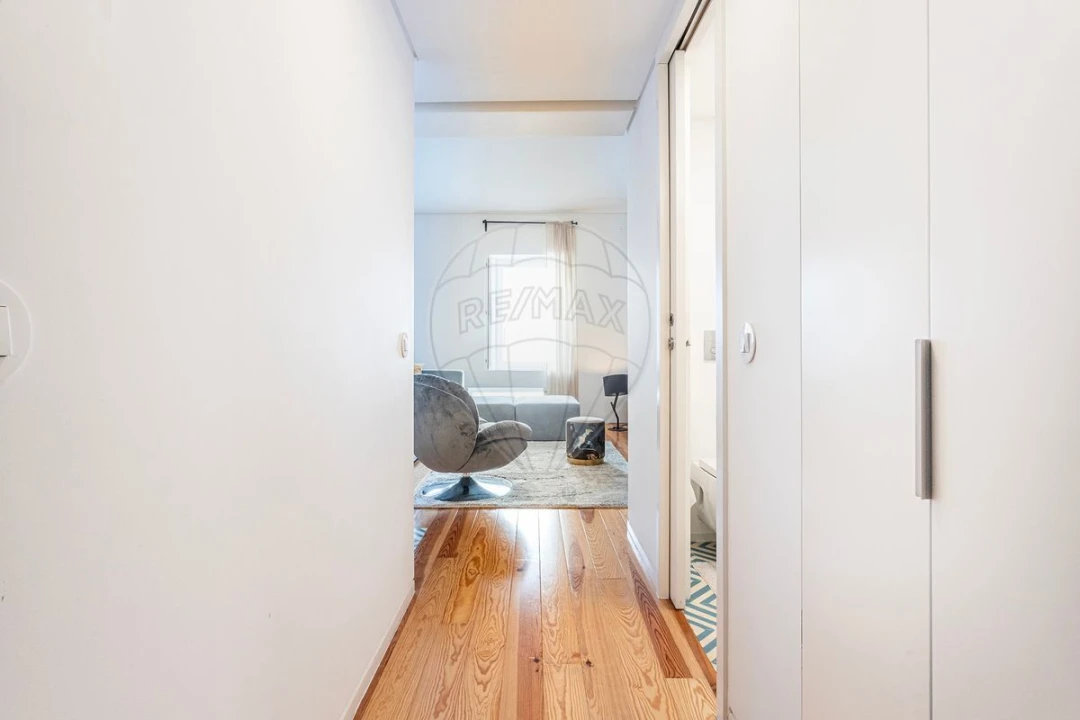 Apartamento T1 para Venda em Misericórdia Foto 13