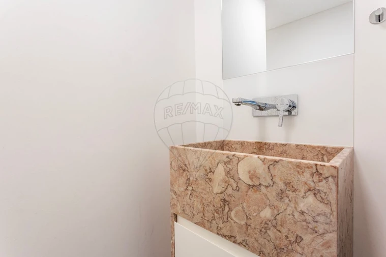 Apartamento T1 para Venda em Misericórdia Foto 14