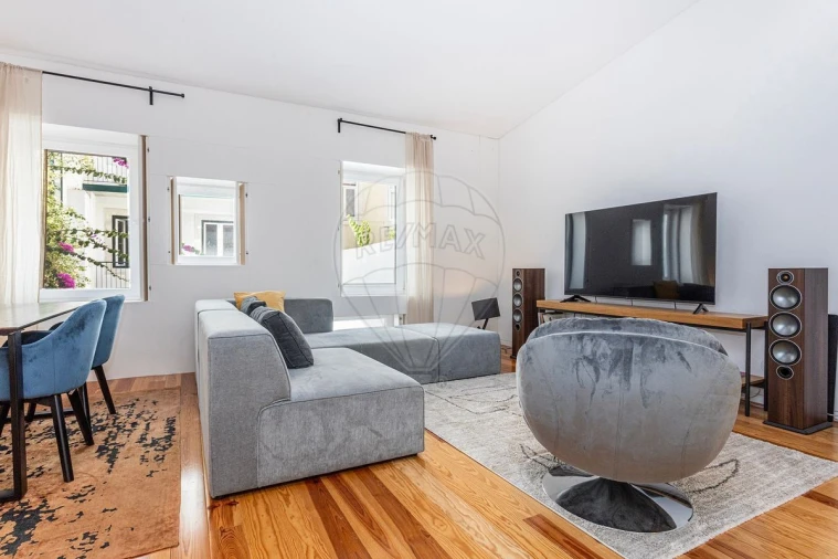 Apartamento T1 para Venda em Misericórdia Foto 18