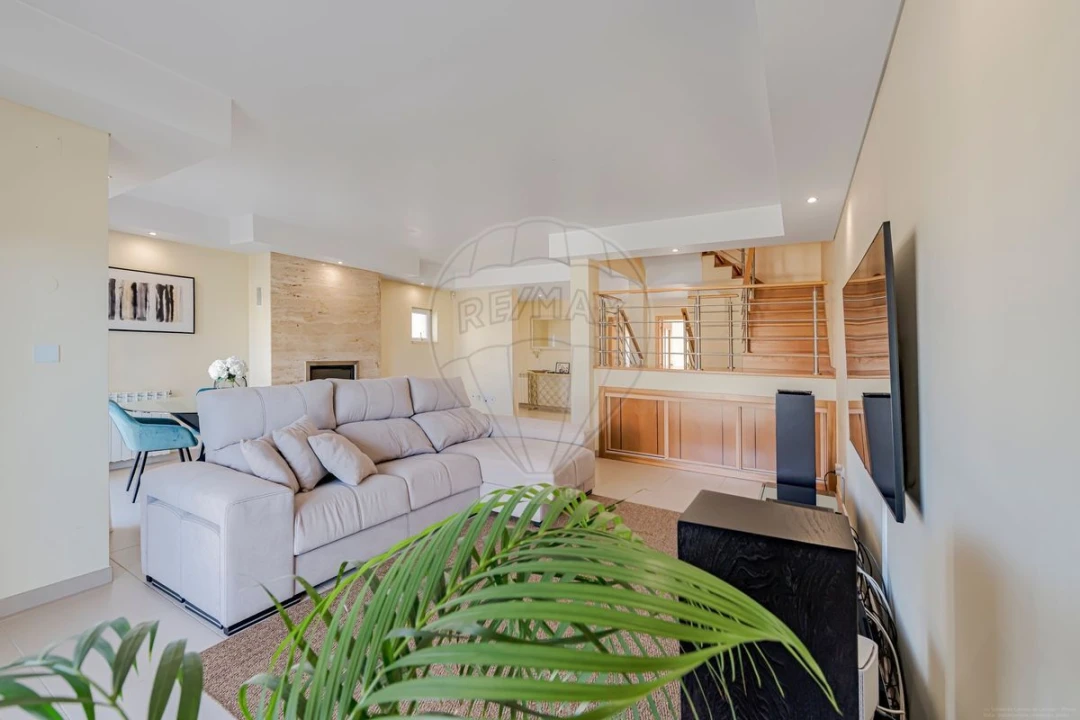 Moradia T4 para Venda em Ericeira Foto 23