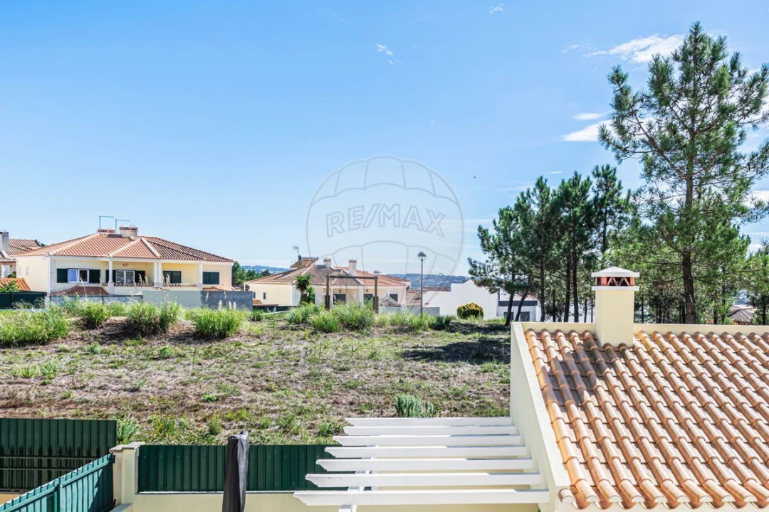 Moradia T4 para Venda em Ericeira Foto 29