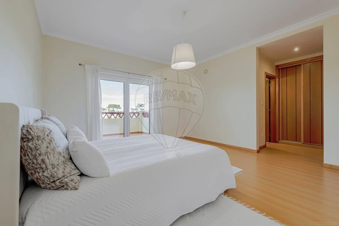 Moradia T4 para Venda em Ericeira Foto 6