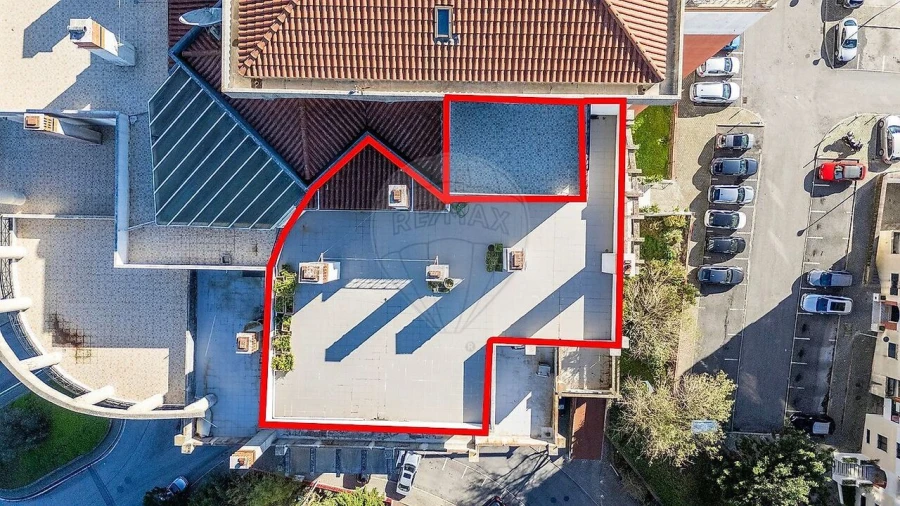 Apartamento T4 para Venda em Algueirão-Mem Martins Foto 42