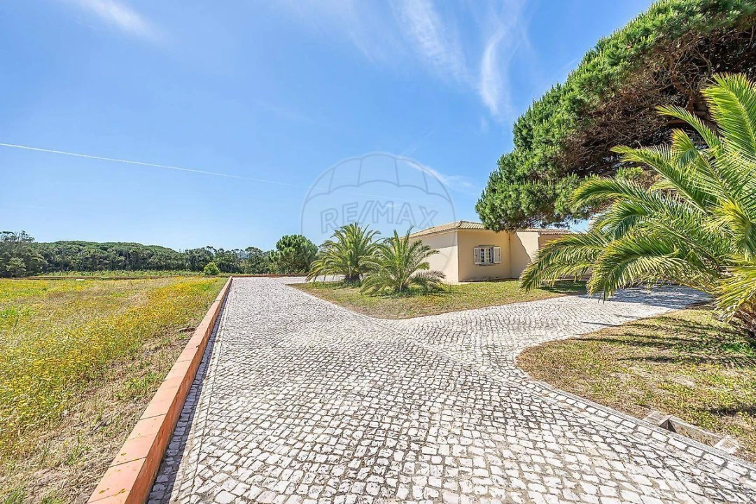 Moradia T2 para Venda em Sesimbra (Castelo) Foto 13