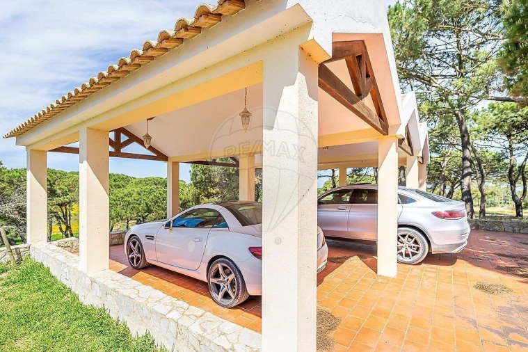 Moradia T2 para Venda em Sesimbra (Castelo) Foto 16