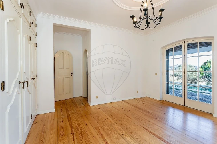 Quinta T5 para Venda em Povoa da Isenta Foto 16