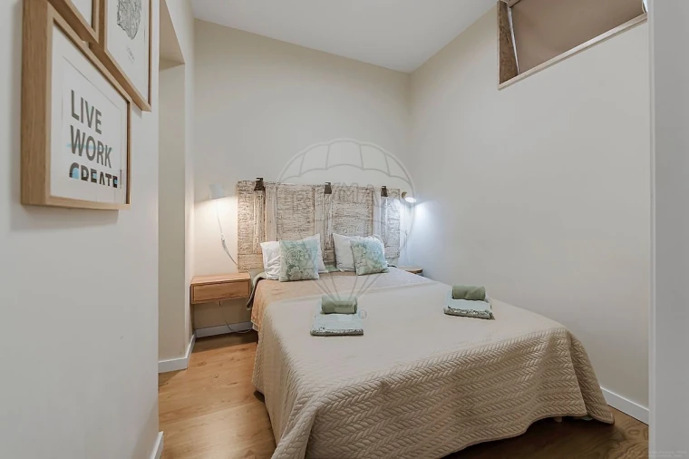 Apartamento T2 para Venda em Santo António Foto 16