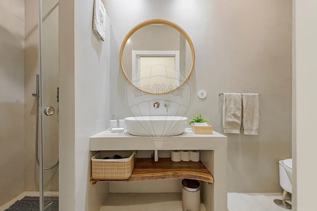 Apartamento T2 para Venda em Santo António Foto 18