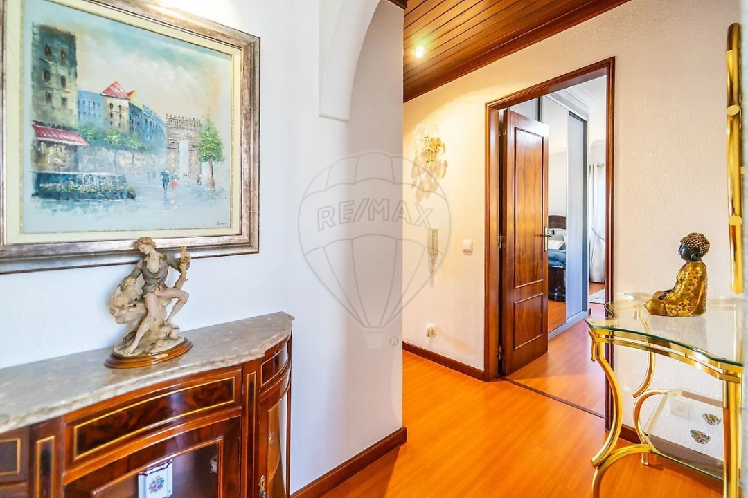 Moradia T3 para Venda em Corroios Foto 14