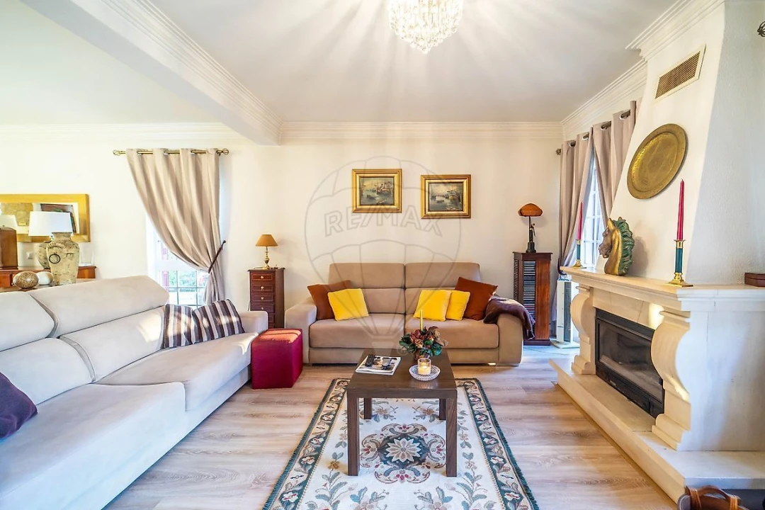 Moradia T3 para Venda em Corroios Foto 5