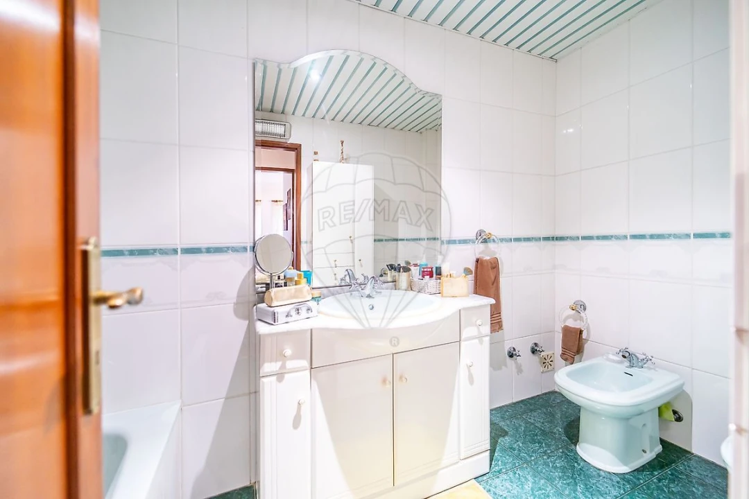 Moradia T3 para Venda em Corroios Foto 21